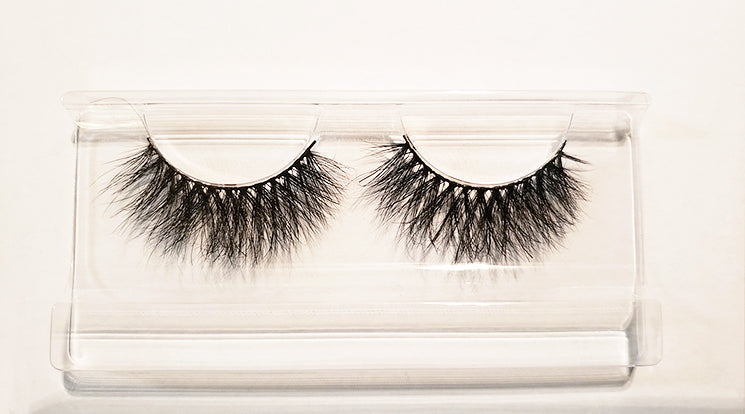 3D REAL MINK LUXURY EYELASHES by GuestSTAR #LX-131
