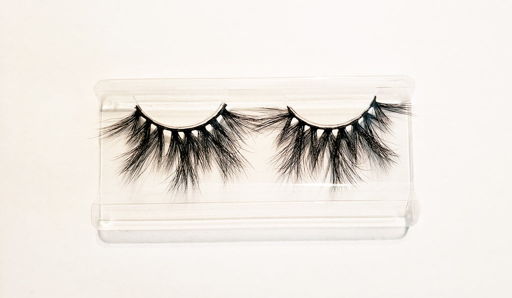 3D REAL MINK LUXURY EYELASHES by GuestSTAR #LXPLUS-42